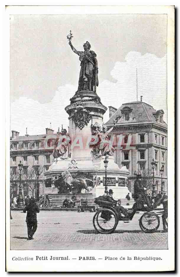 CPA Paris Place de la Republique Lion