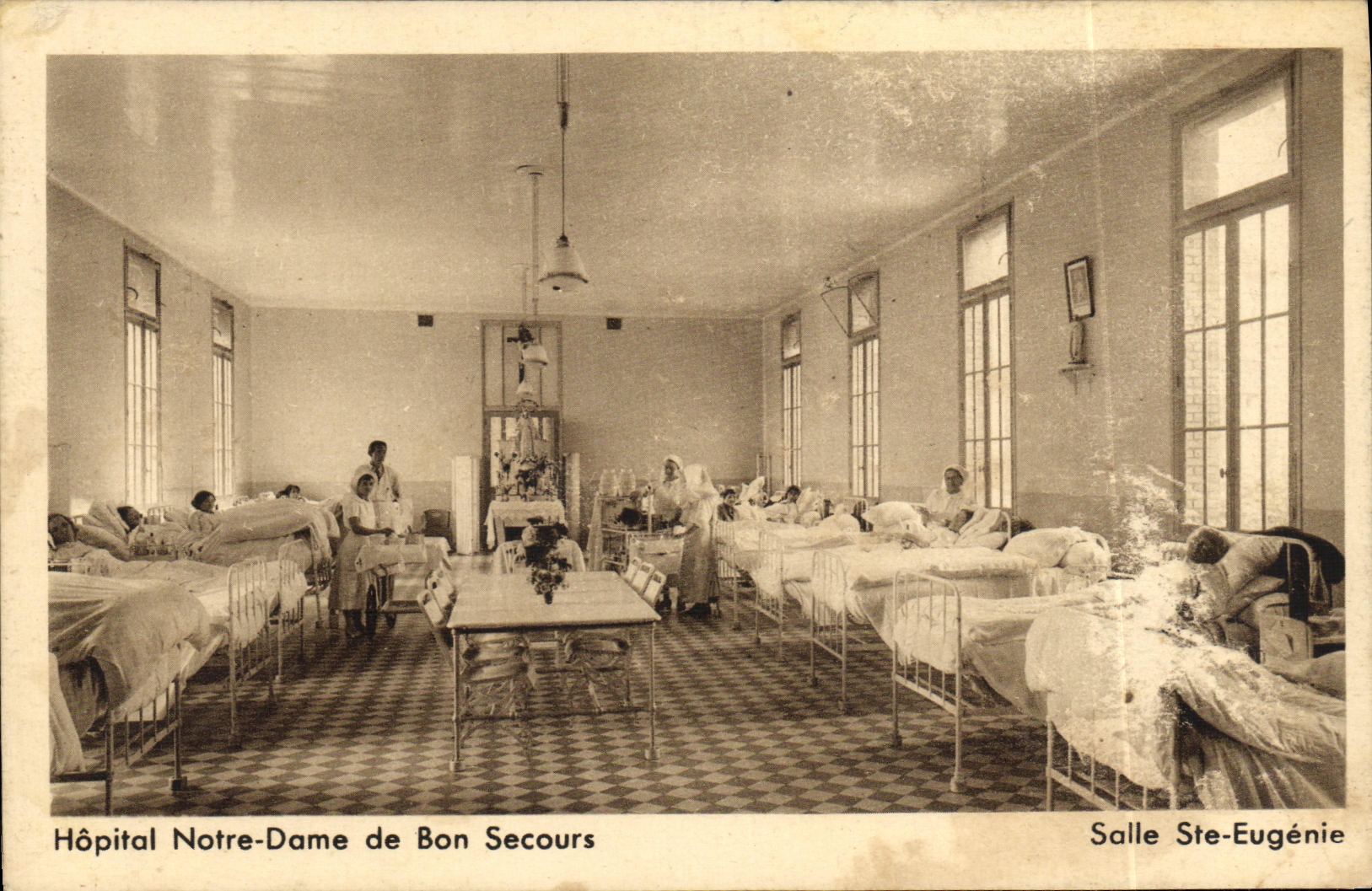 CPA Paris Hopital Notre Dame de Bon Secours Salle Ste Eugenie Hopital
