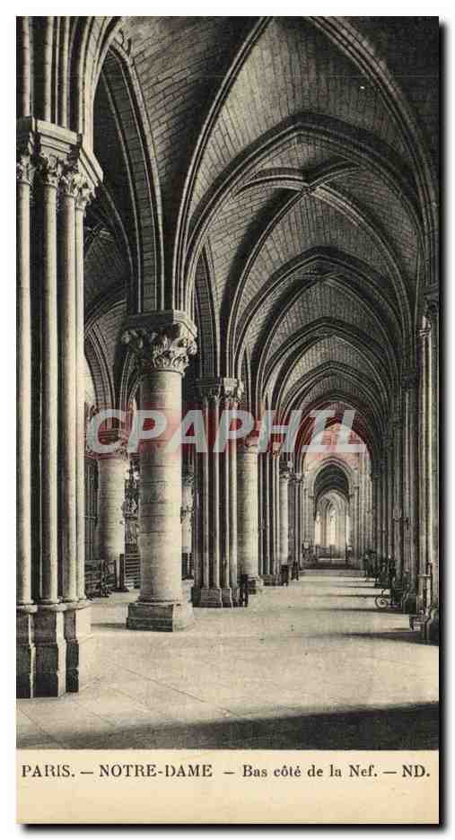 CPA Paris Notre Dame Bas Cote de la nef