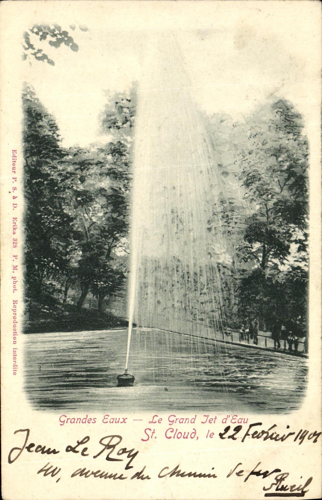 CPA St Cloud Grandes Eaux Le Grand Jet d Eau