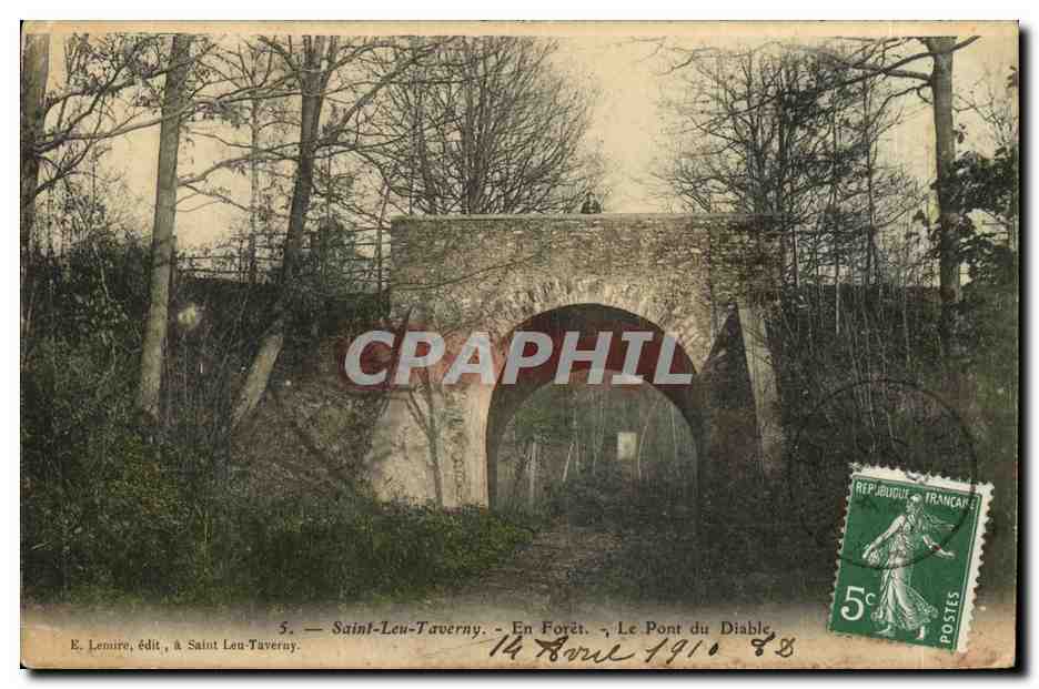 CPA Saint Leu Taverny En Foret La Pont du Diable