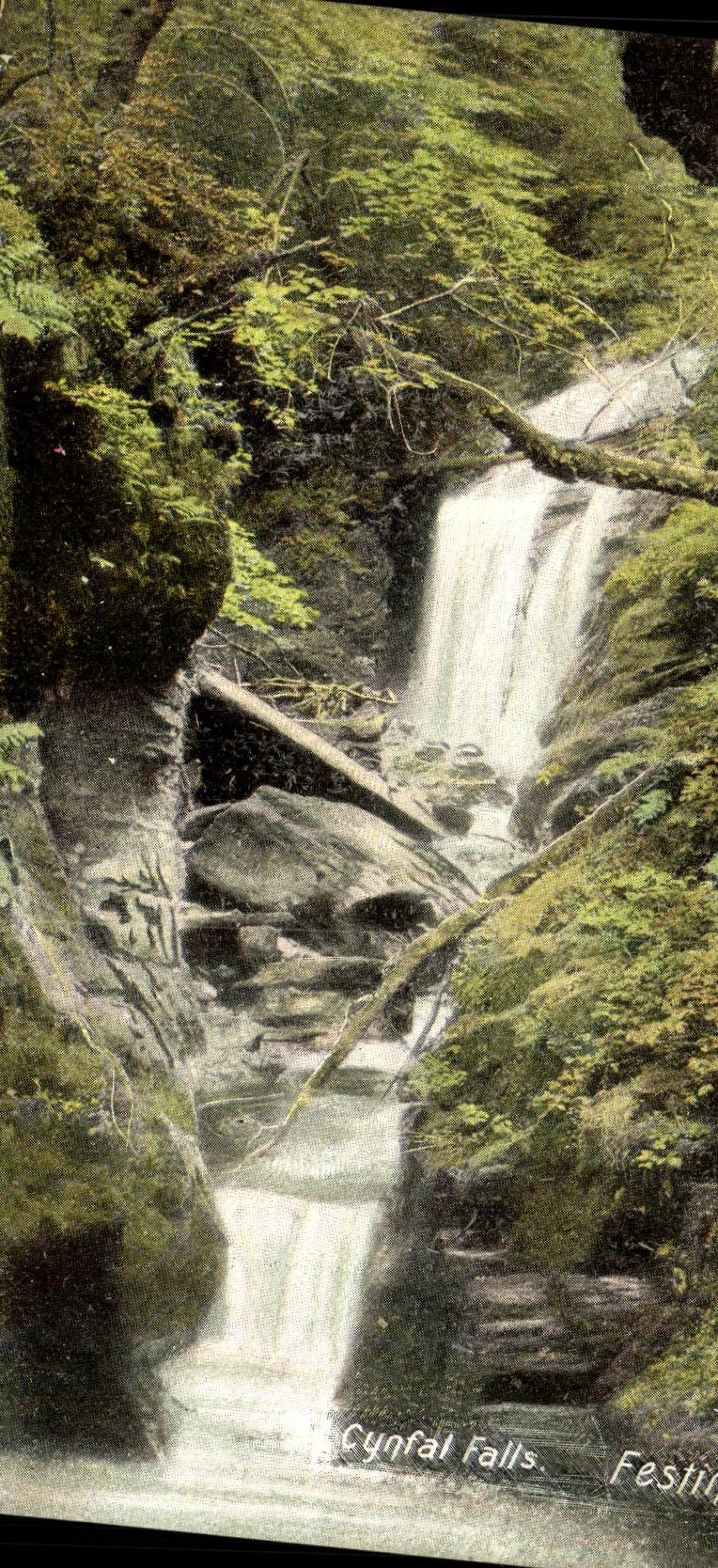 Cynfal Falls — Festival — The Wrench, série n°1592a
