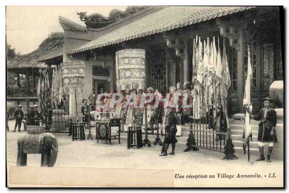 CPA Une Reception au Village Annamite Elephant Annam Vietnam Indochone 