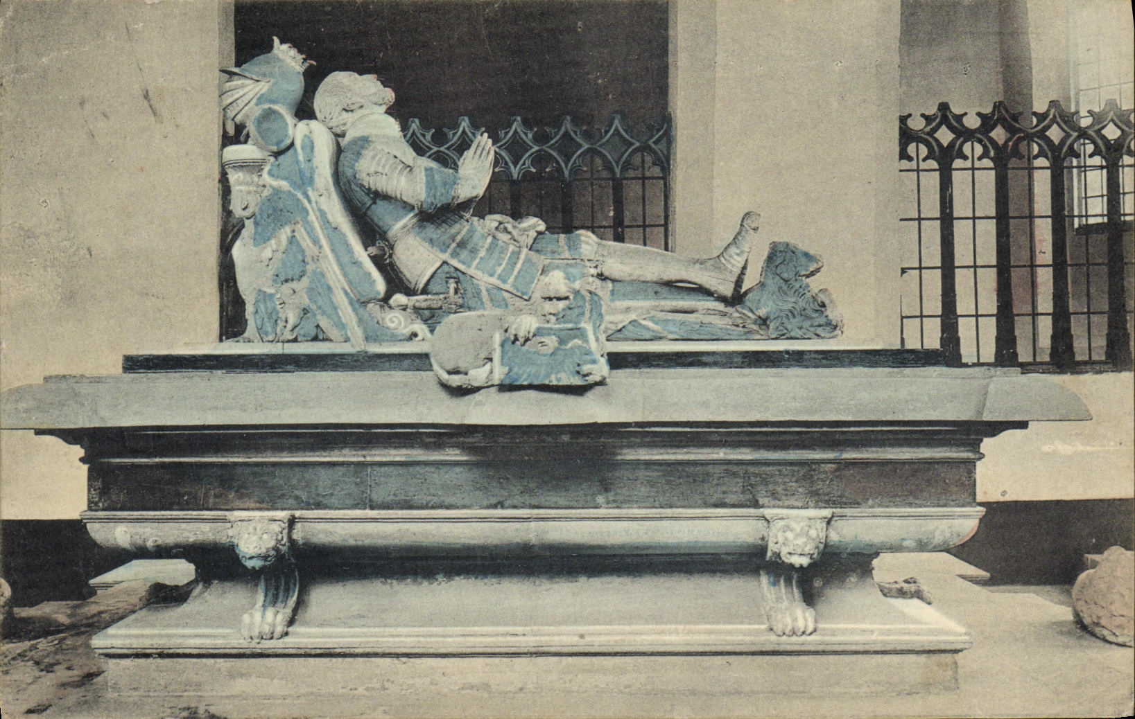 Grabdenkmal des Grafen Enno II — in der Großen Kirche — Verlag nicht erkennbar