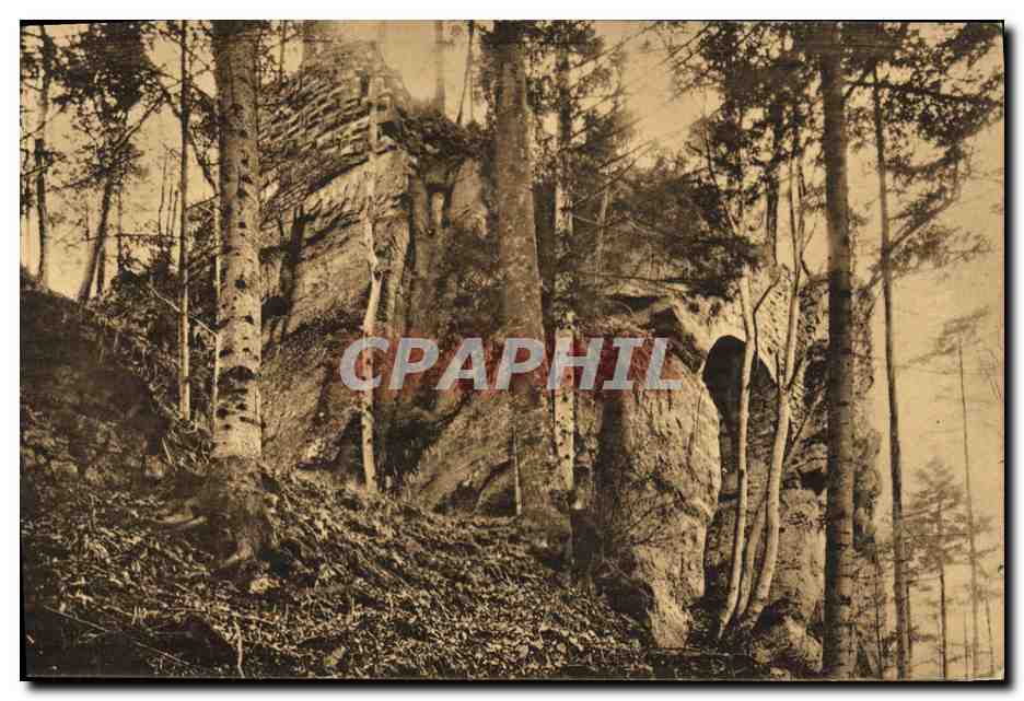 Rochers dans une forêt — Hagelschloss — éditeur KUNSTVERLAG E. HARTMANN STRASBOURG I.E.