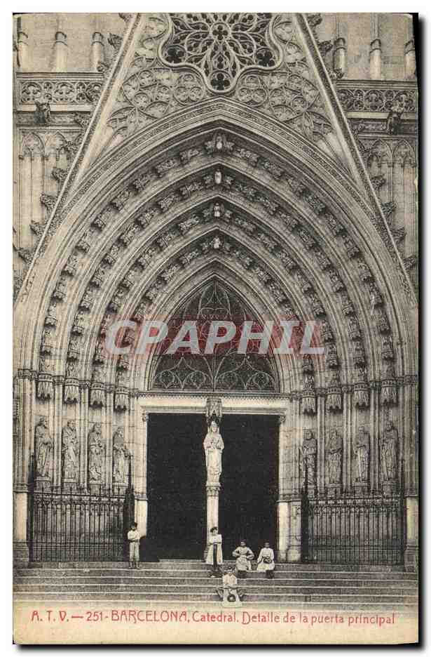Barcelone — Détail de la porte principale de la cathédrale — A. T. V. — 251