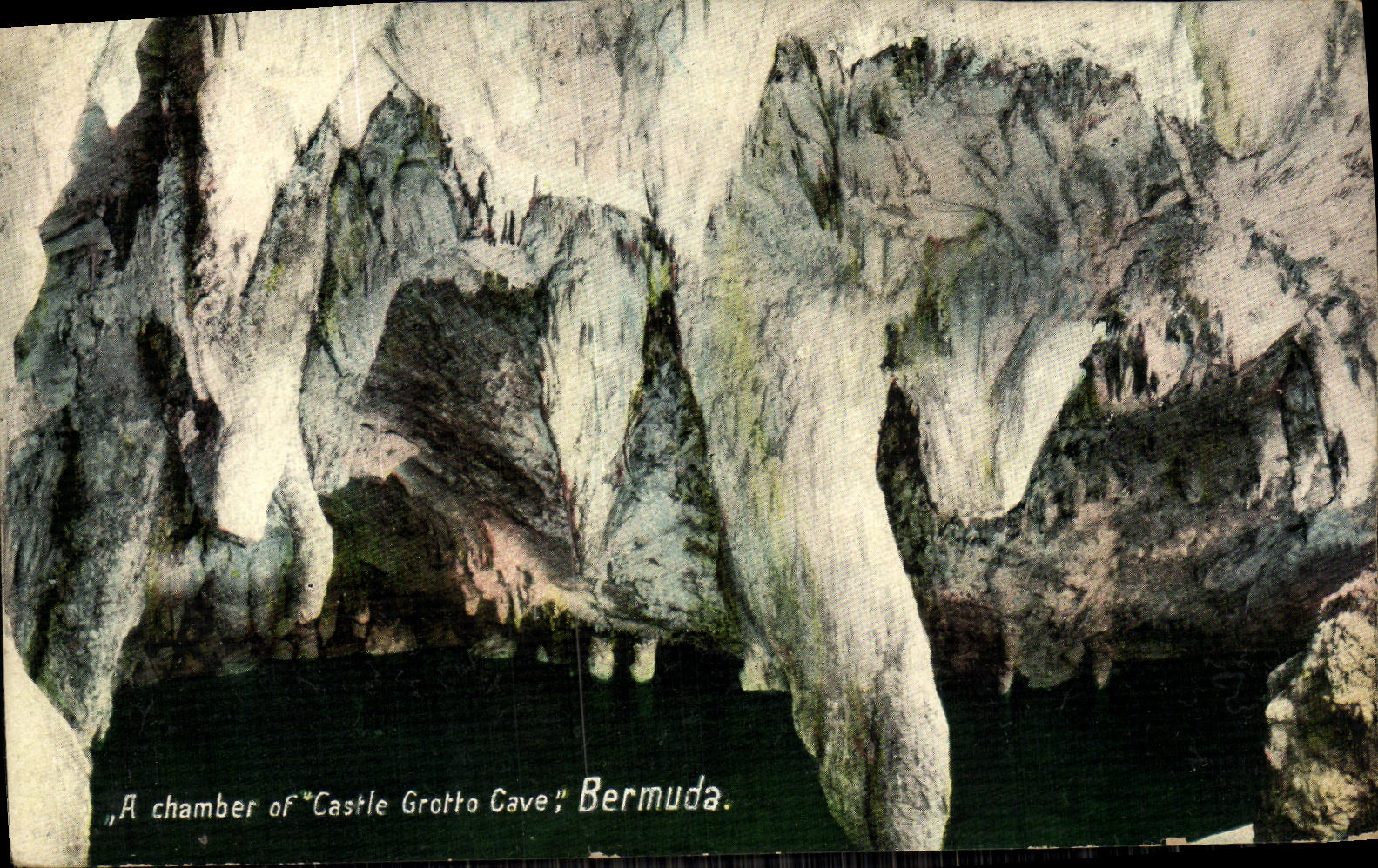 CPA A chamber of castle Grotte Cave Bermuda