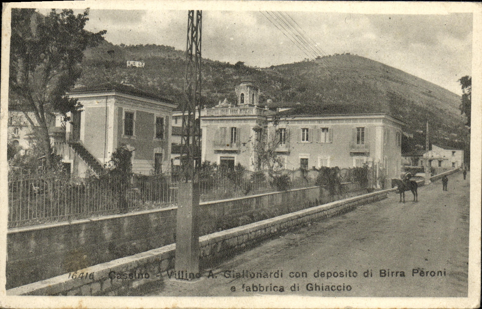 CPA Cassino Villino Gialionardi con Deposite di Birra Peroni a fabbrica di Ghiaccio 
