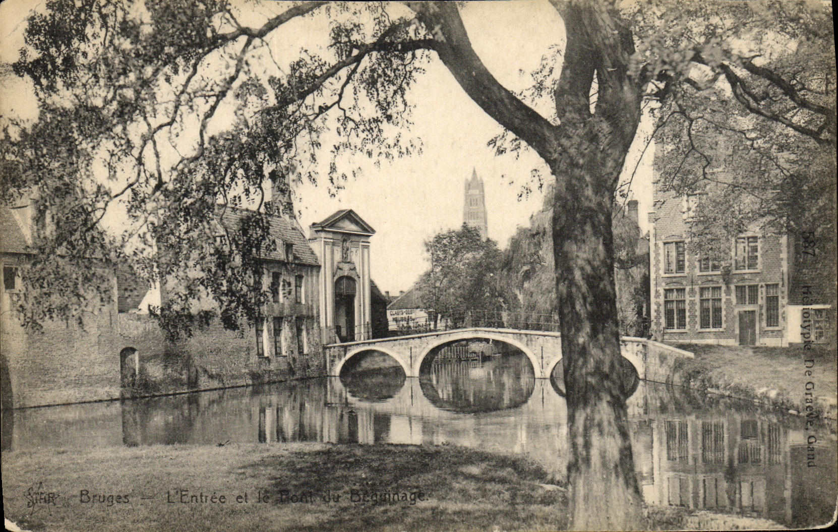 CPA Bruges L Entree et le pont du beguinage 