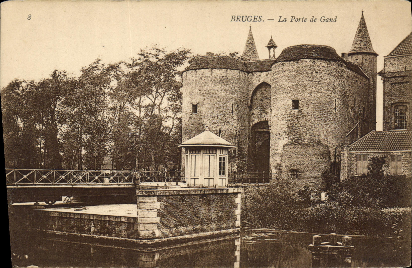 Bruges — La Porte de Gand — éditeur non identifié, n° de série 8