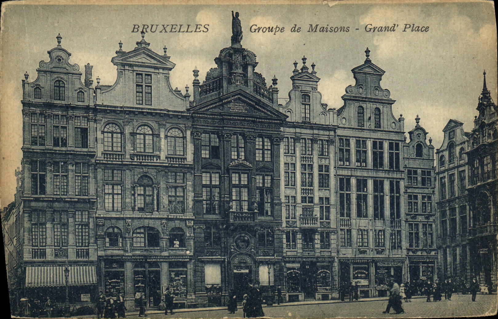 CPA Bruxelles Groupe de Maisons Grand Place