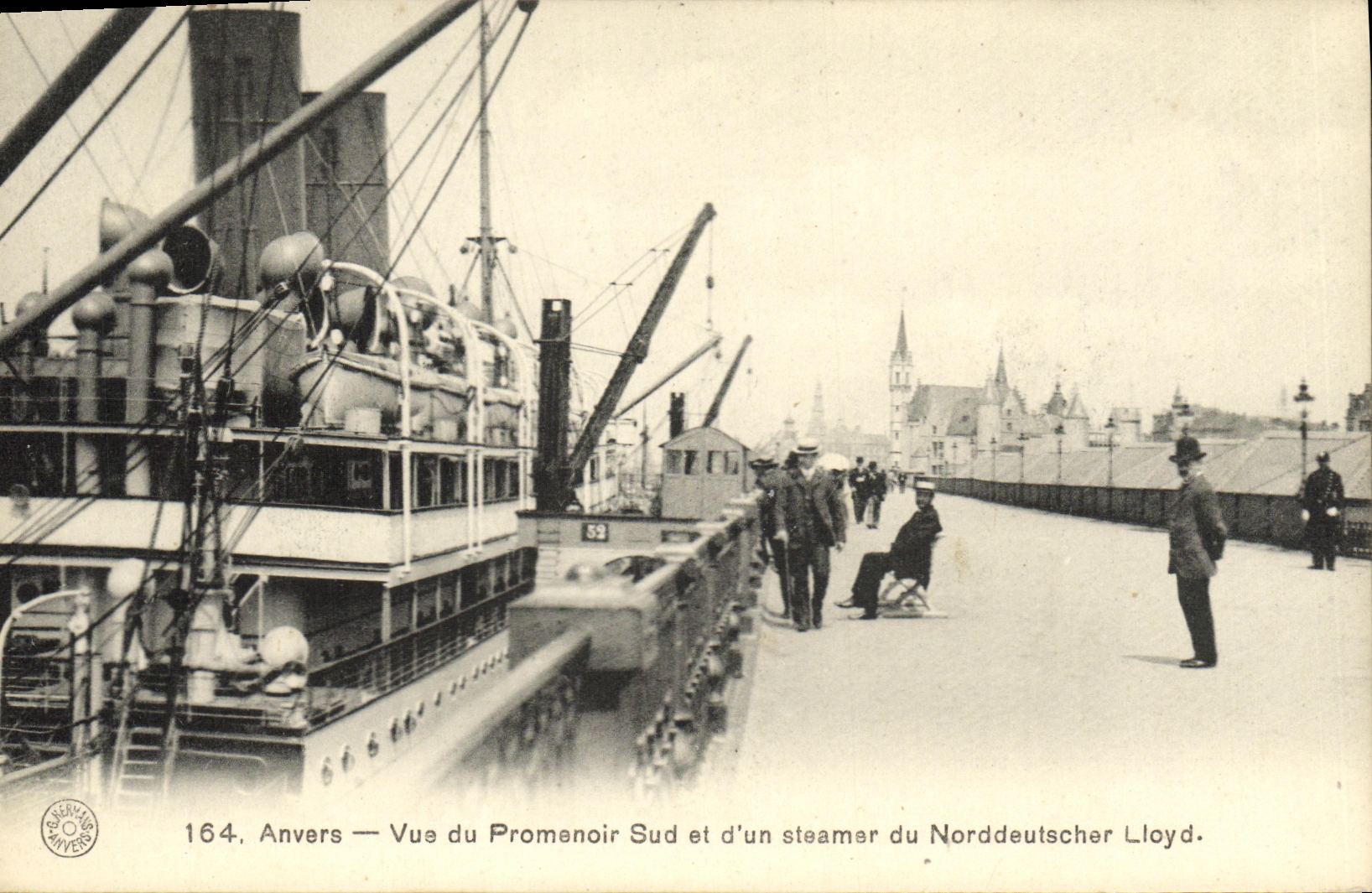 CPA Anvers Vue Du Promenoir Sud d Un Steamer du Norddeutscher Lloyd Bateau 