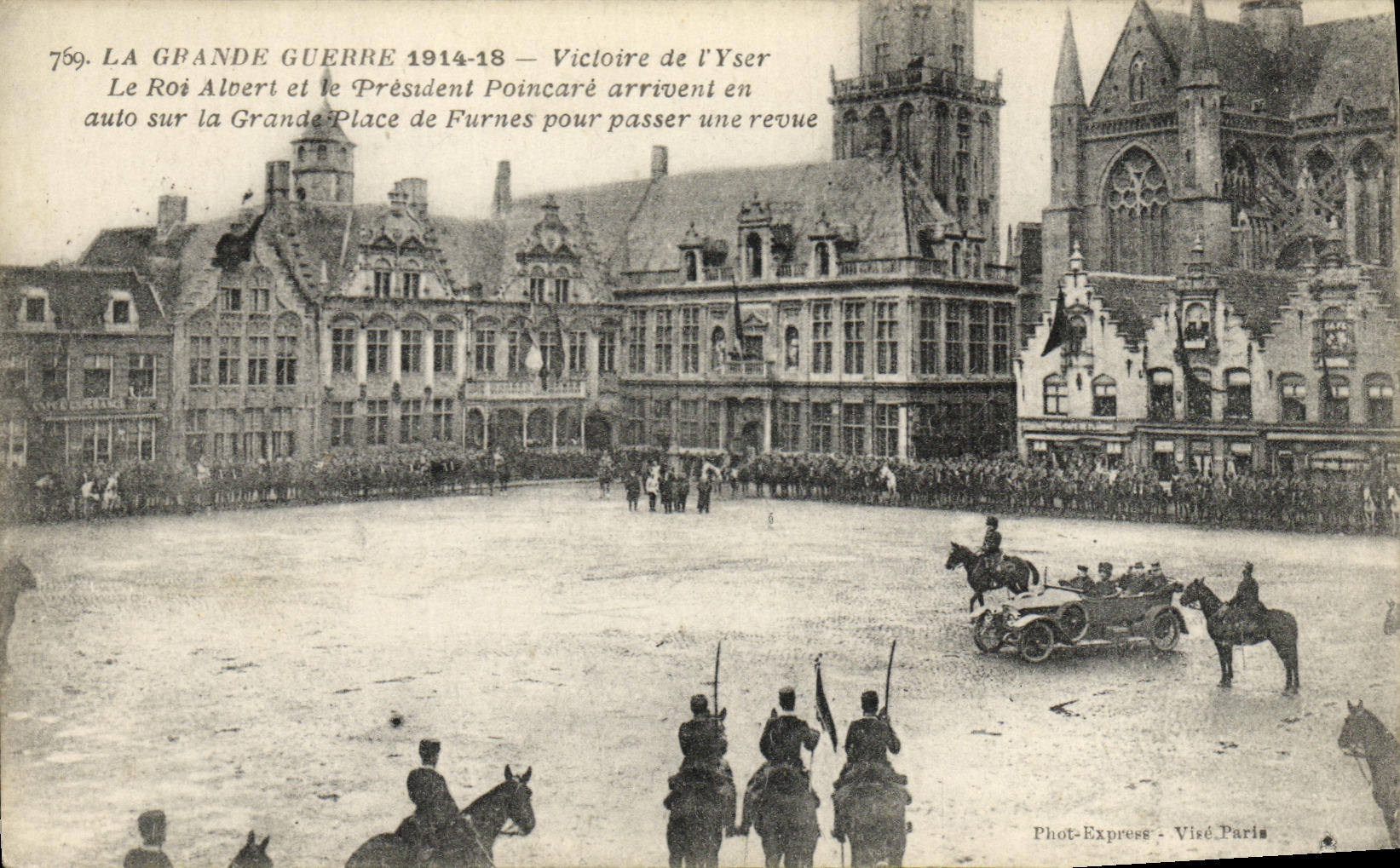 CPA Victoire de l Yser Le roi Albert et le president Poincare arrivent en auto