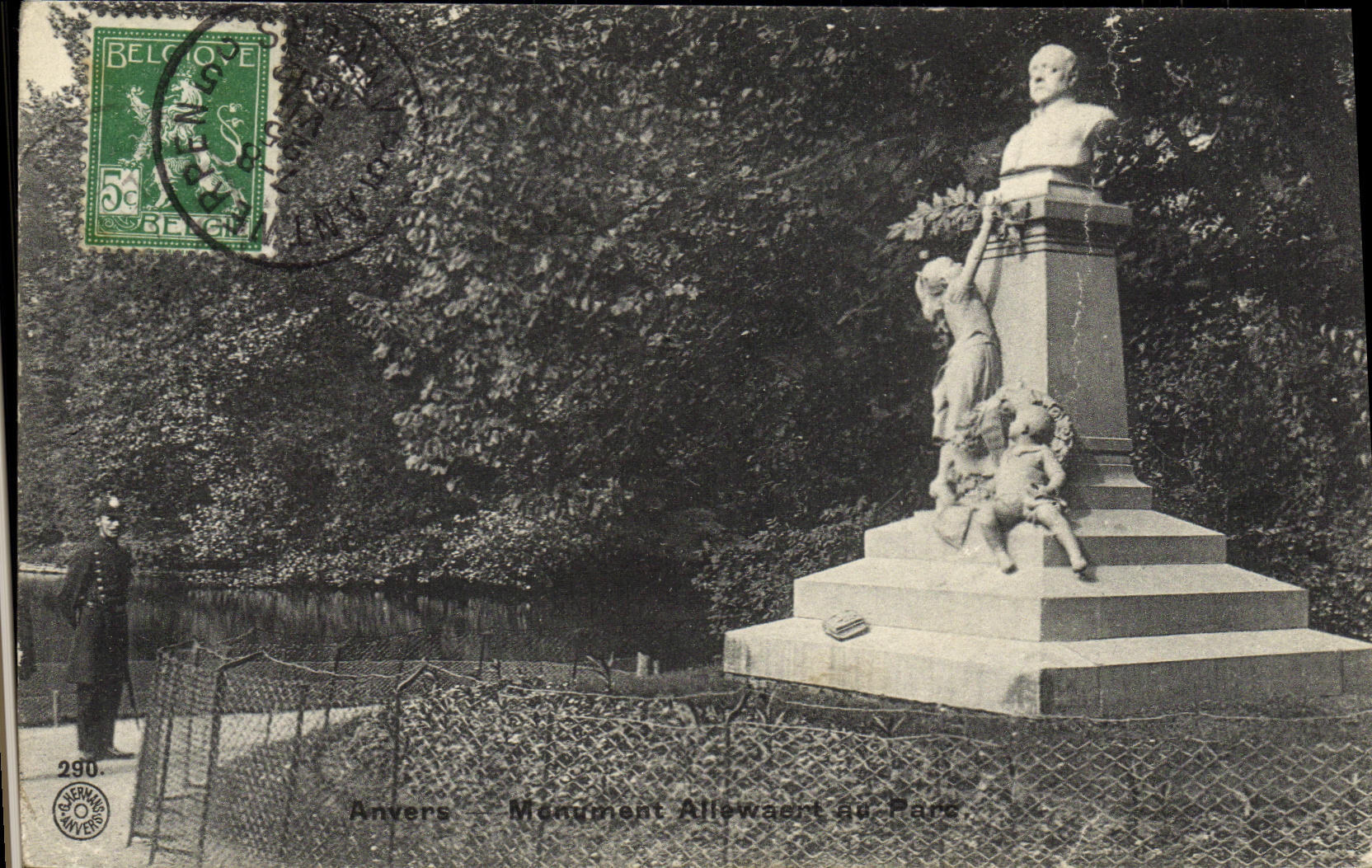 CPA Anvers Monument Allewaert au parc