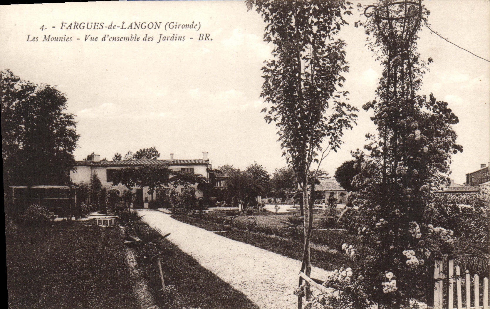 FARGUES-de-LANGON (Gironde) — Les Mounies — Vue d'ensemble des Jardins — BR.
