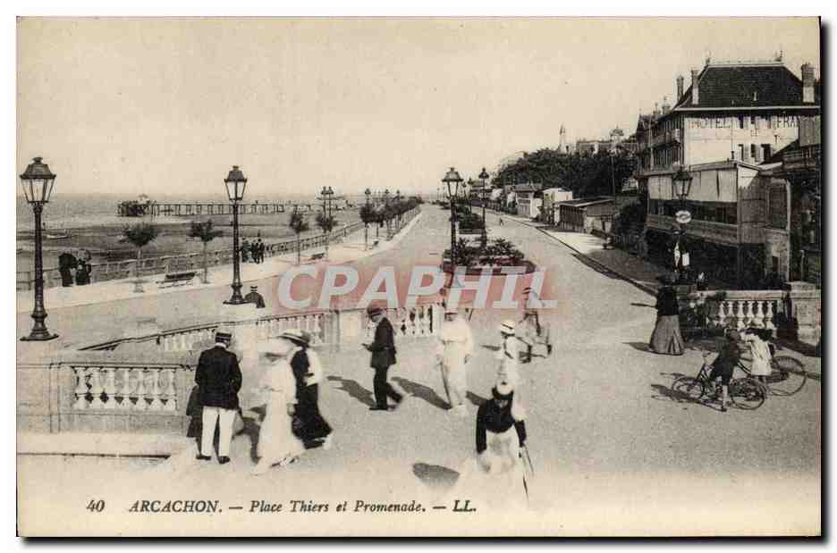 CPA Bassin Arcachon Place Thiers et Promenade