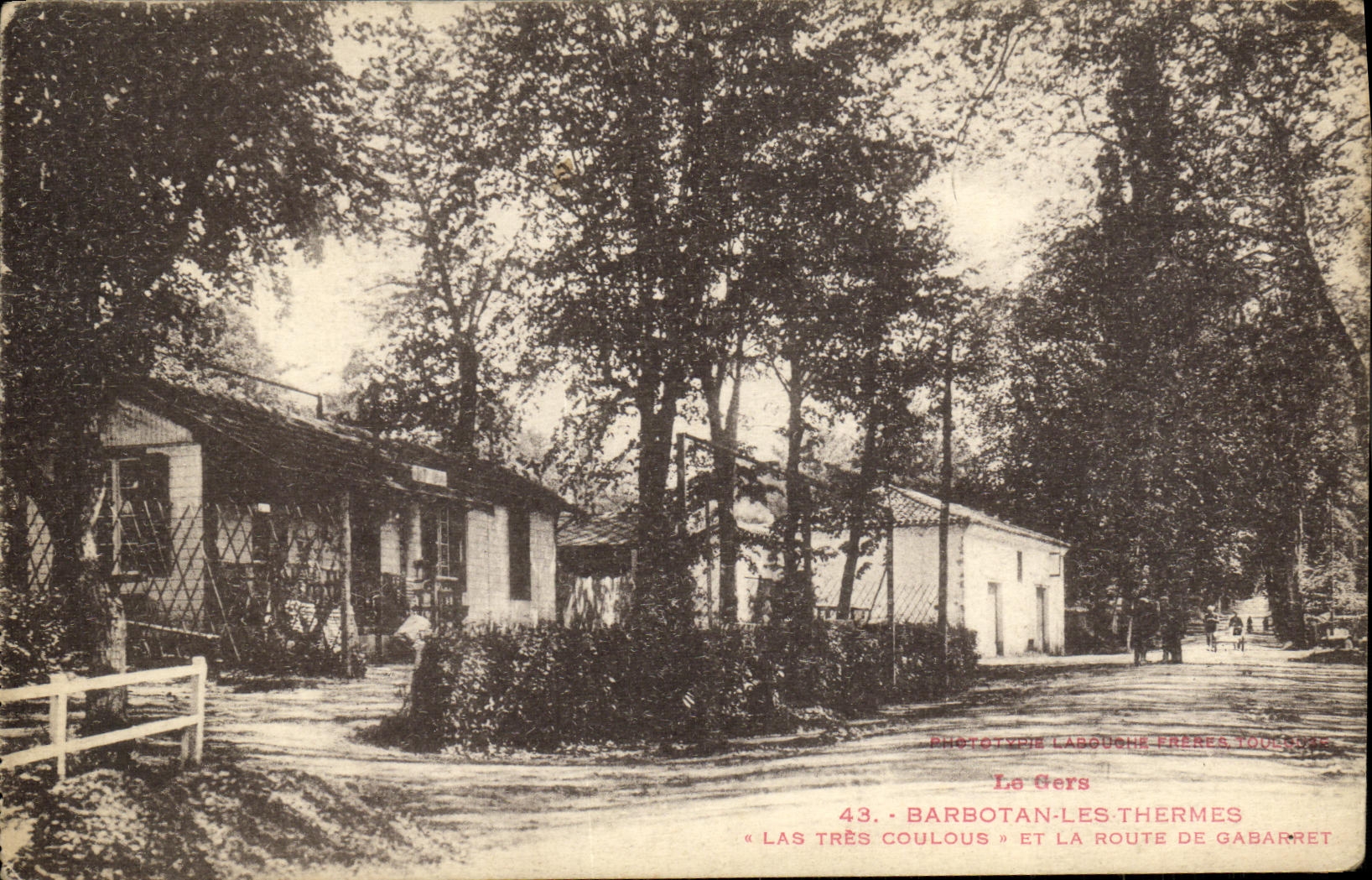 Barbotan-les-Thermes — « Las Très Coulous » et la route de Gabarret — Phototypie Labouche Frères, Toulouse
