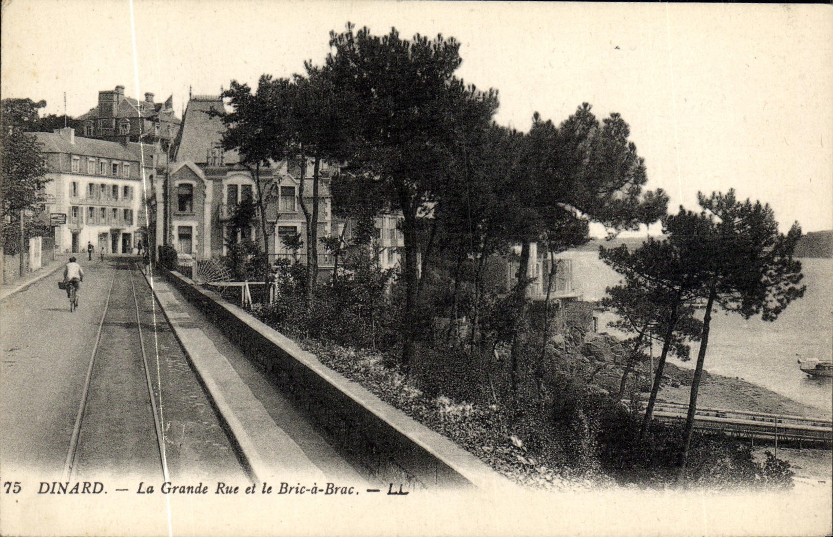 Dinard — La Grande Rue et le Bric-à-Brac — LL n°75