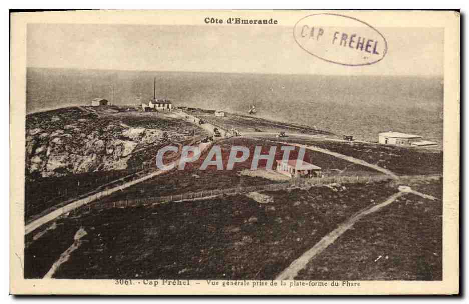 CPA Cap Frehel Vue generale prise de la Plate forme du Phare