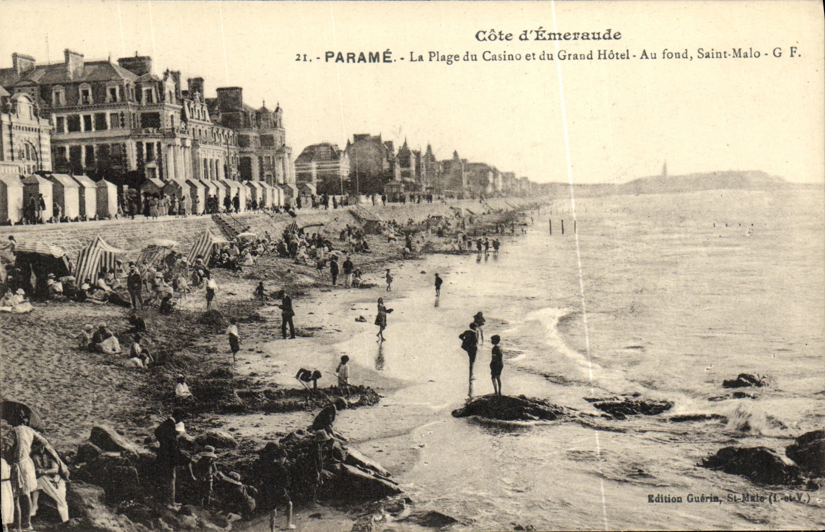 CPA Parame La Plage du Casino et du Grand Hotel Au fond St Malo