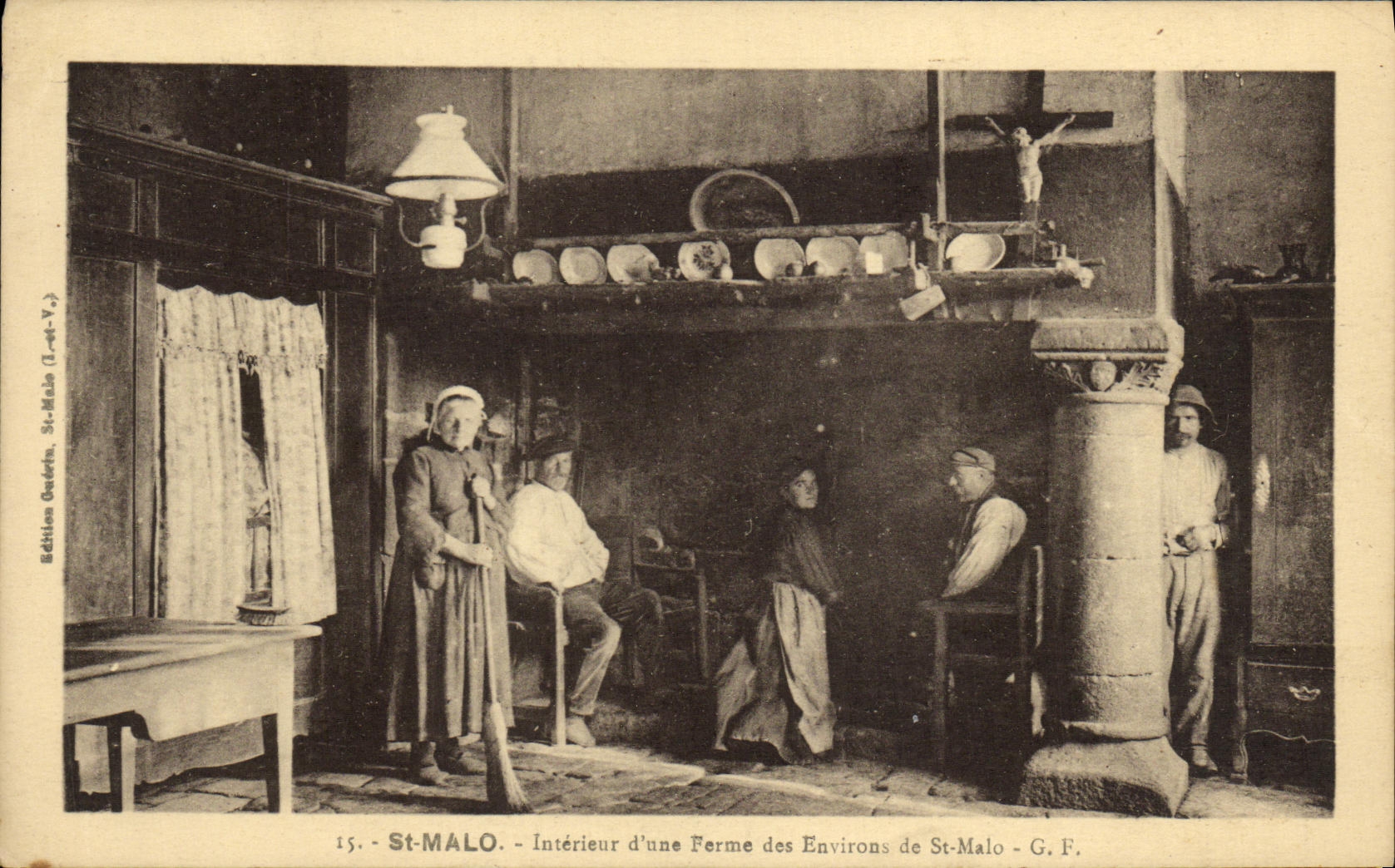 St-Malo - Interior de una Granja en los Alrededores de St-Malo - G. F.