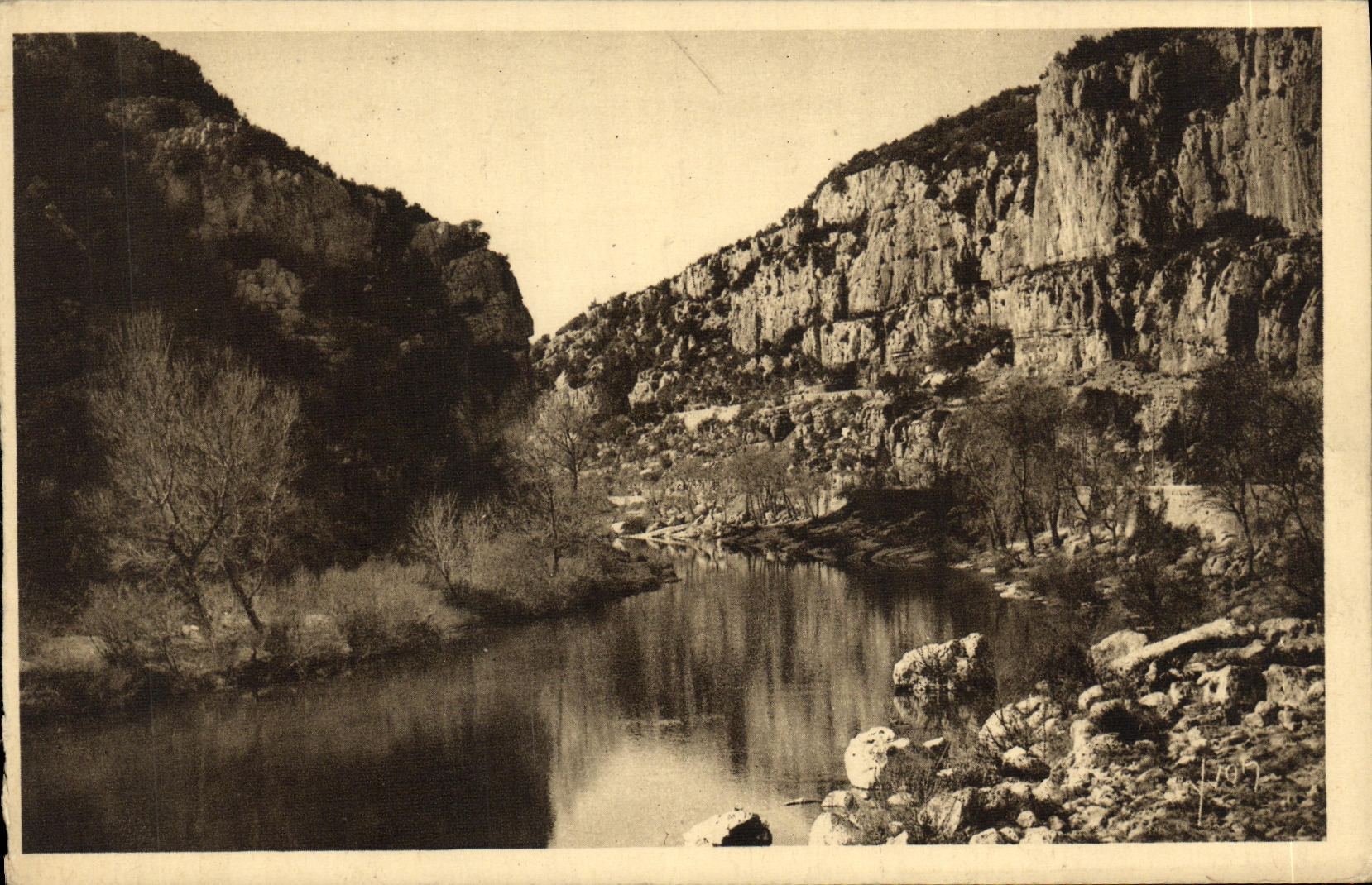 Les Gorges de l'Hérault — Grotte des Demoiselles — Éditions d'Art YVON, Paris