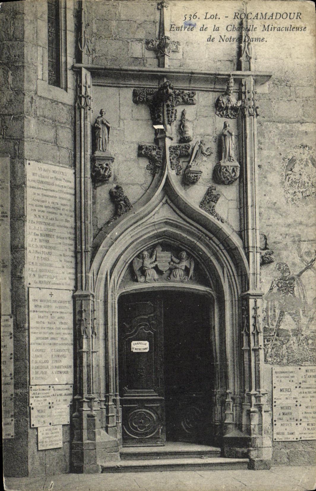 Rocamadour — Entrée de la Chapelle Miraculeuse Notre-Dame — Phototypie E. Petit et Granet, Brive