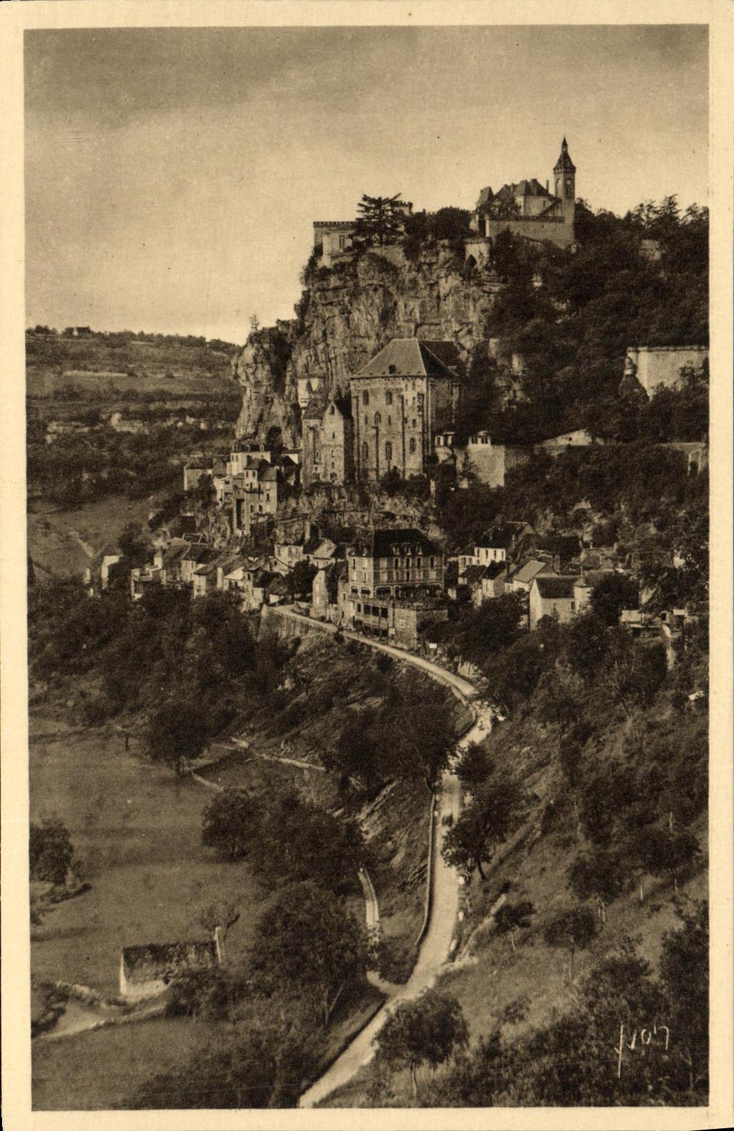 Rocamadour (Lot) — Vue prise de la Route de l'Hospitalet — Les Éditions d'Art YVON, Paris
