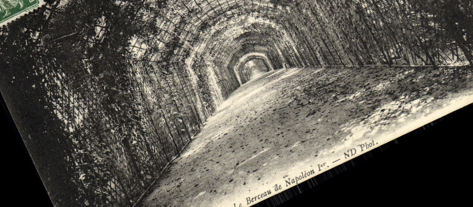 Le Berceau de Napoléon Ier — ND Phot.