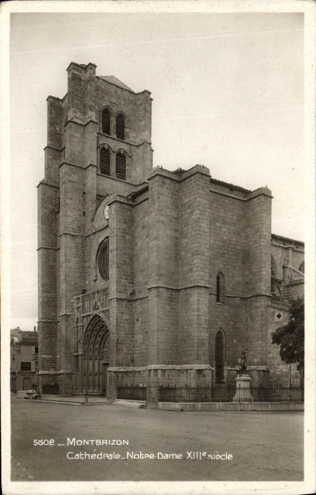 CPA Montbrizon Cathedrale Notre Dame