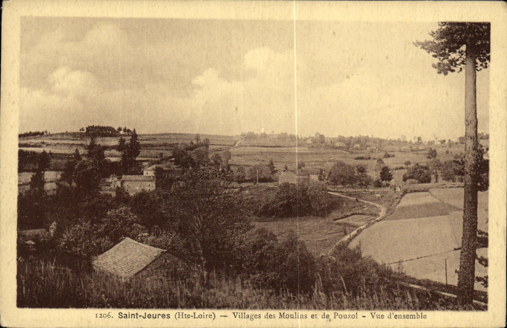 CPA Saint Jeures Villages des Moulins et de Pouzol