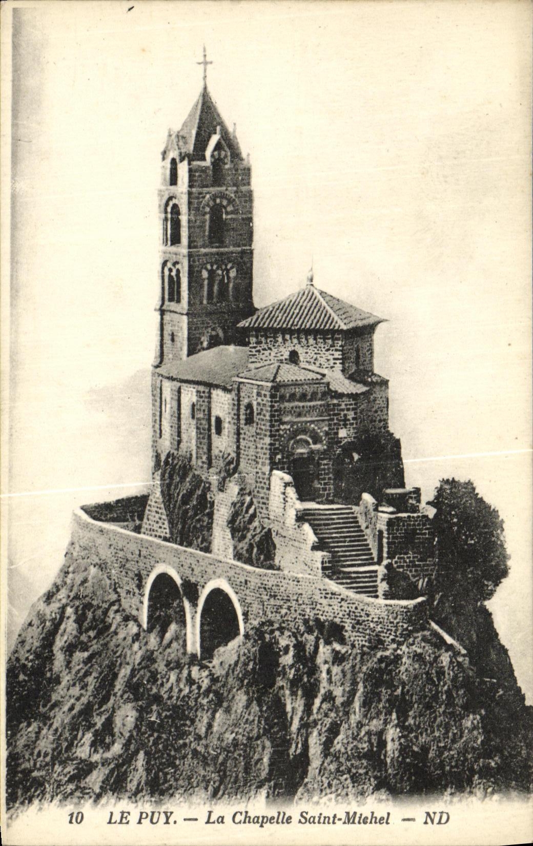 CPA Le Puy La Chapelle Saint Michel