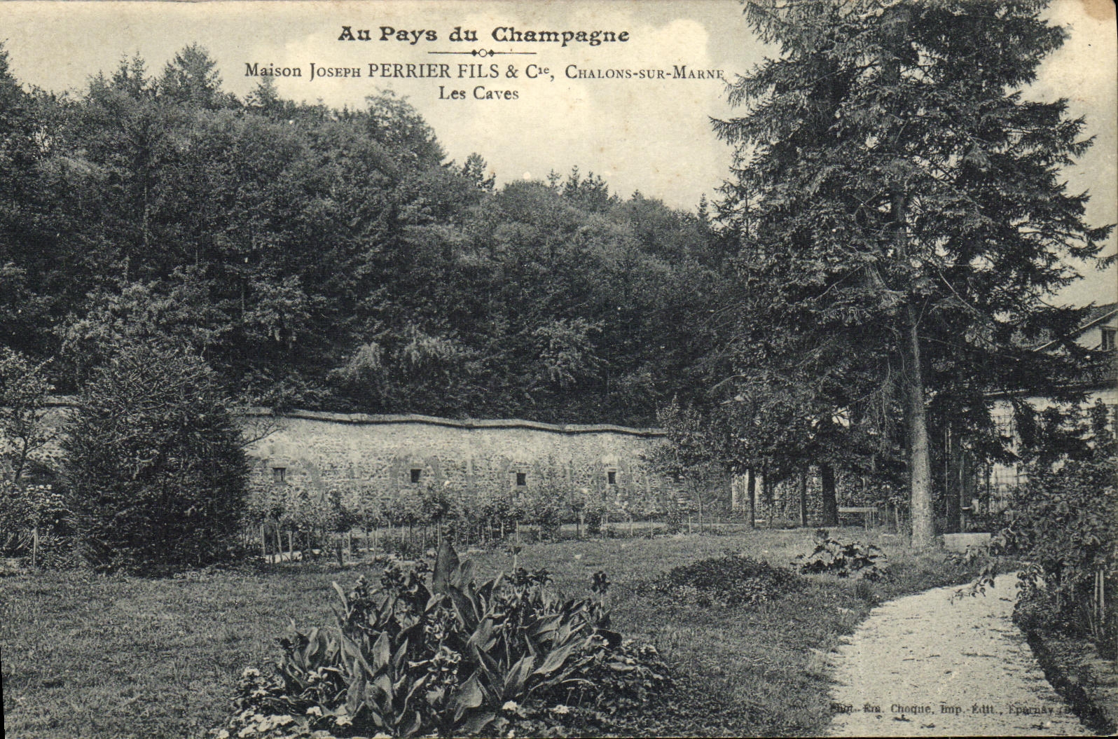 CPA Champagne Maison Joseph perrier Chalons sur Marne Les caves