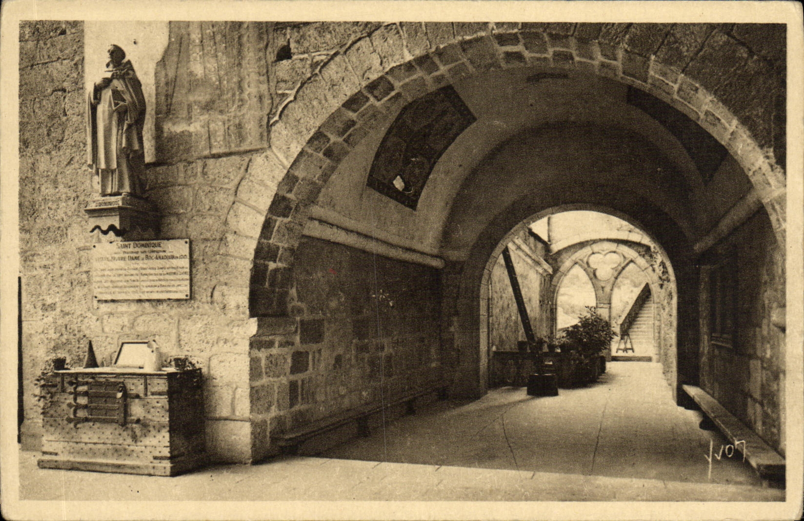 Rocamadour — Porche et coffre légendaire — Les Éditions d'Art YVON