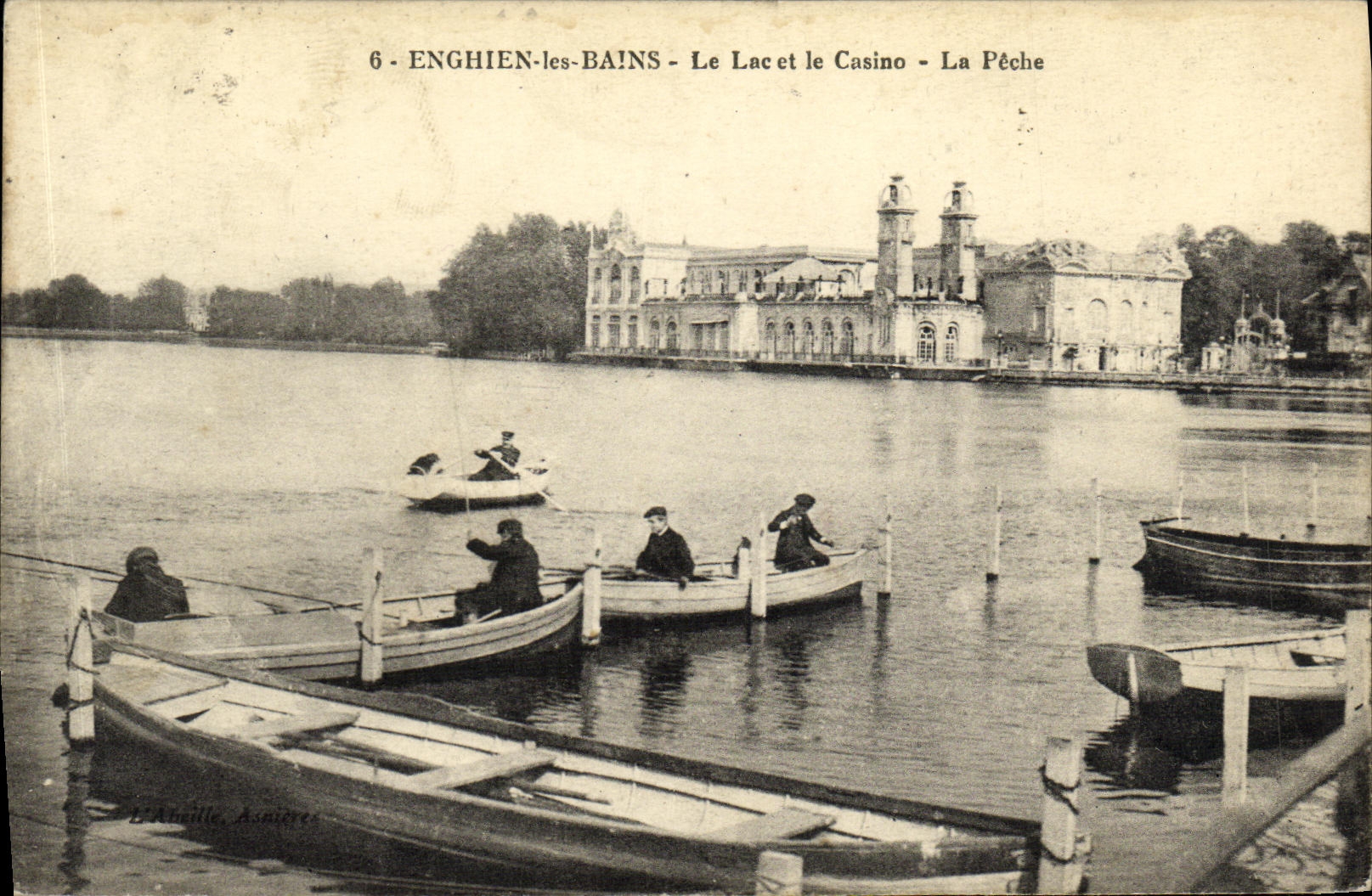 CPA Enghien Les Bains Le Lac et le Casino La Peche Bateaux 