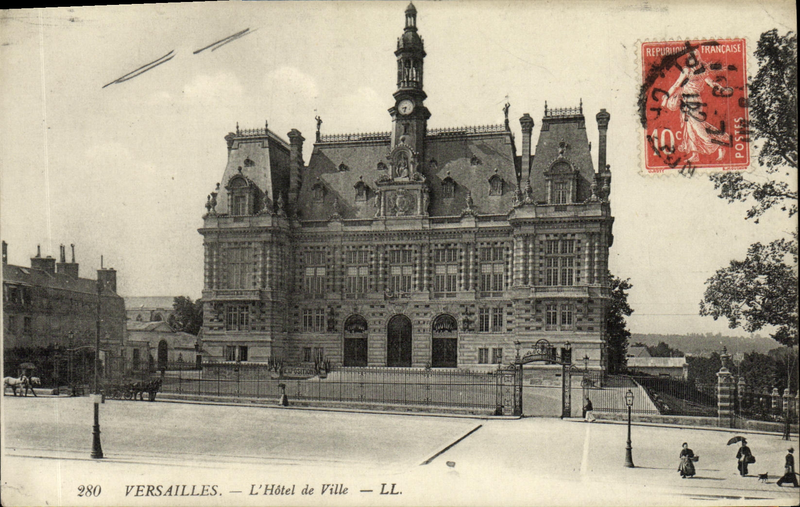 Versailles — L'Hôtel de Ville — LL. n°280