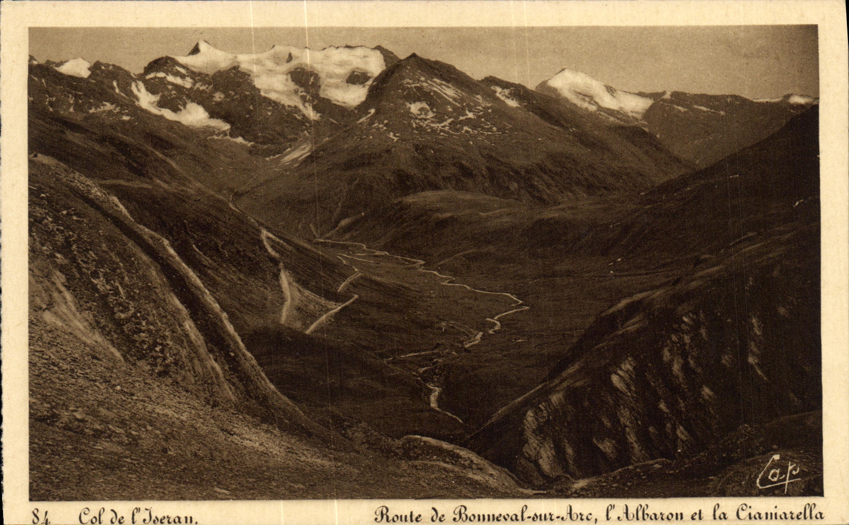 CPA Col de l Iseran Route de Bonneval sur ARc l Albaron et la Ciamiarella
