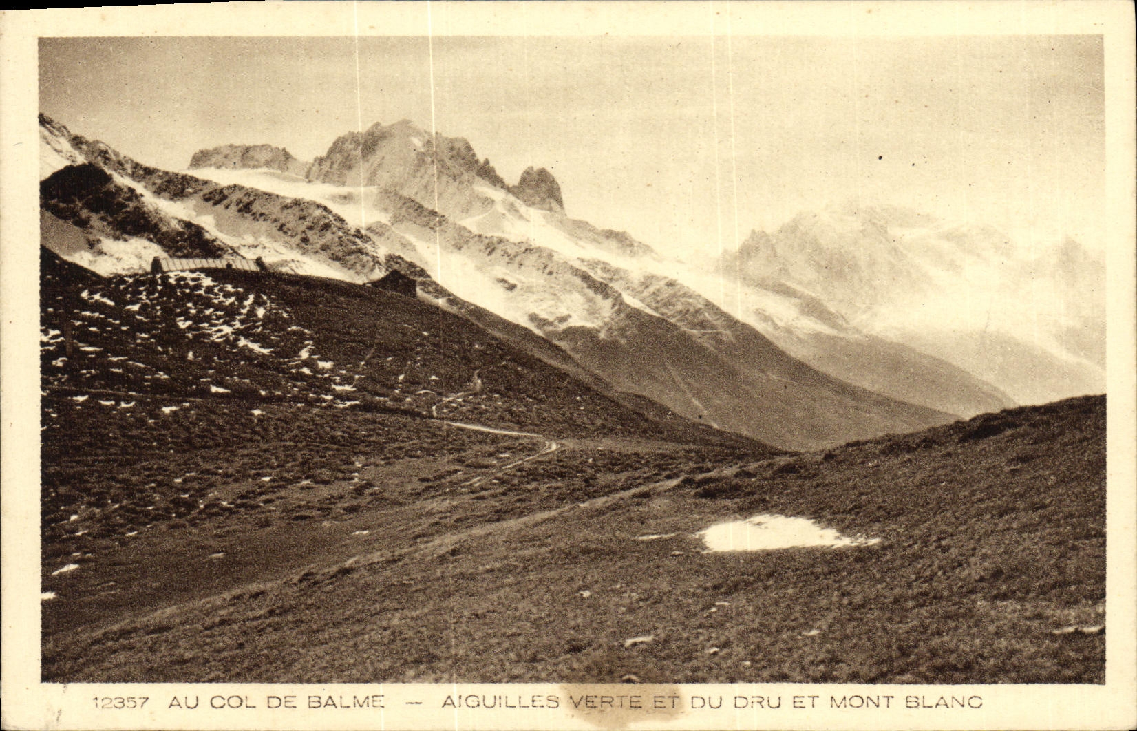 CPA Au col de Baume Aiguilles vertes et du Dru et Mont Blanc 