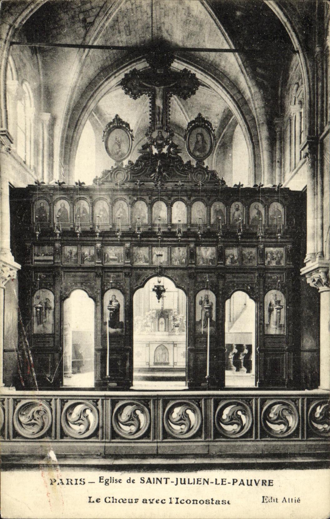 CPA Paris Eglise de Saint Julien le Pauvre Le choeur avec l iconoclaste