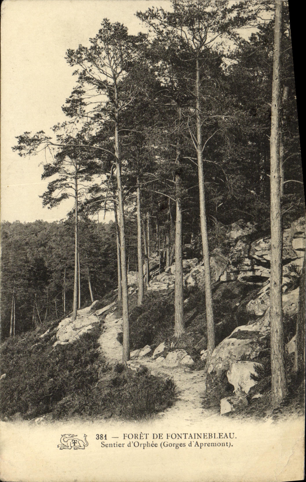 Bosque de Fontainebleau — Sendero de Orfeo (Gorjas de Apremont) — Editor P. F. n° 384
