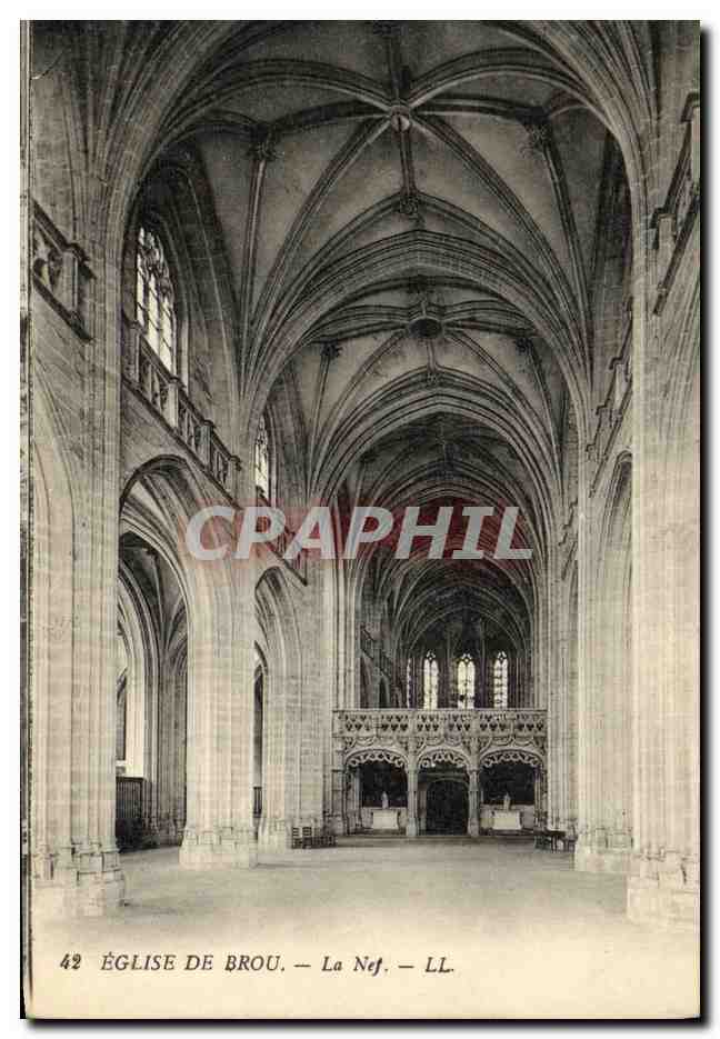 CPA Bourg de Eglise La nef
