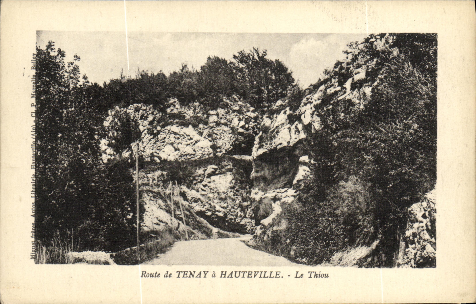 CPA Route de Tenay a Hauteville Le Thiou