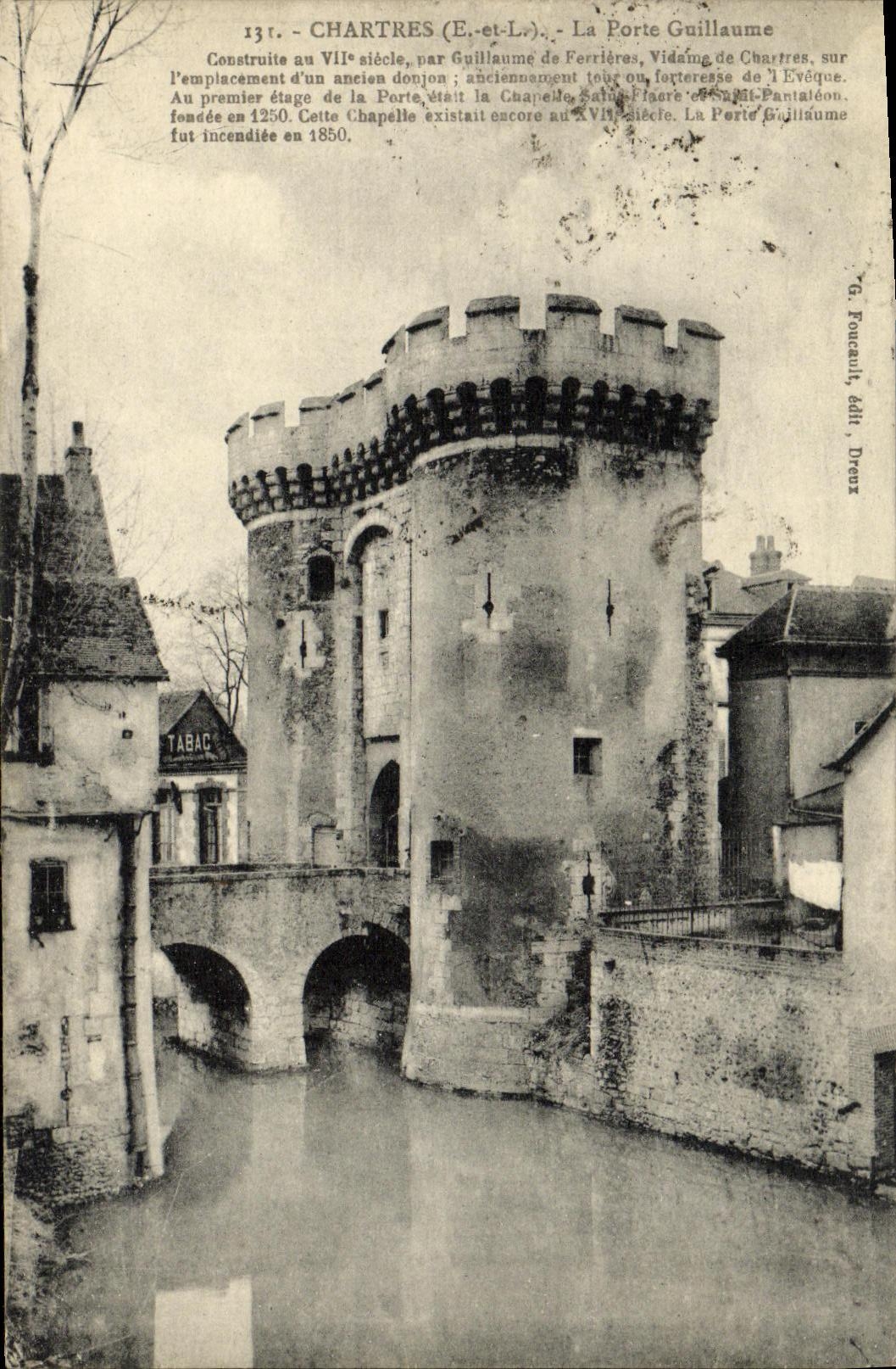 CPA Chartres La Porte Guillaume Tabac