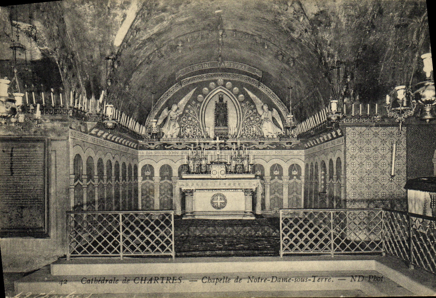 Cathédrale de CHARTRES — Chapelle de Notre-Dame-sous-Terre — ND Pbot