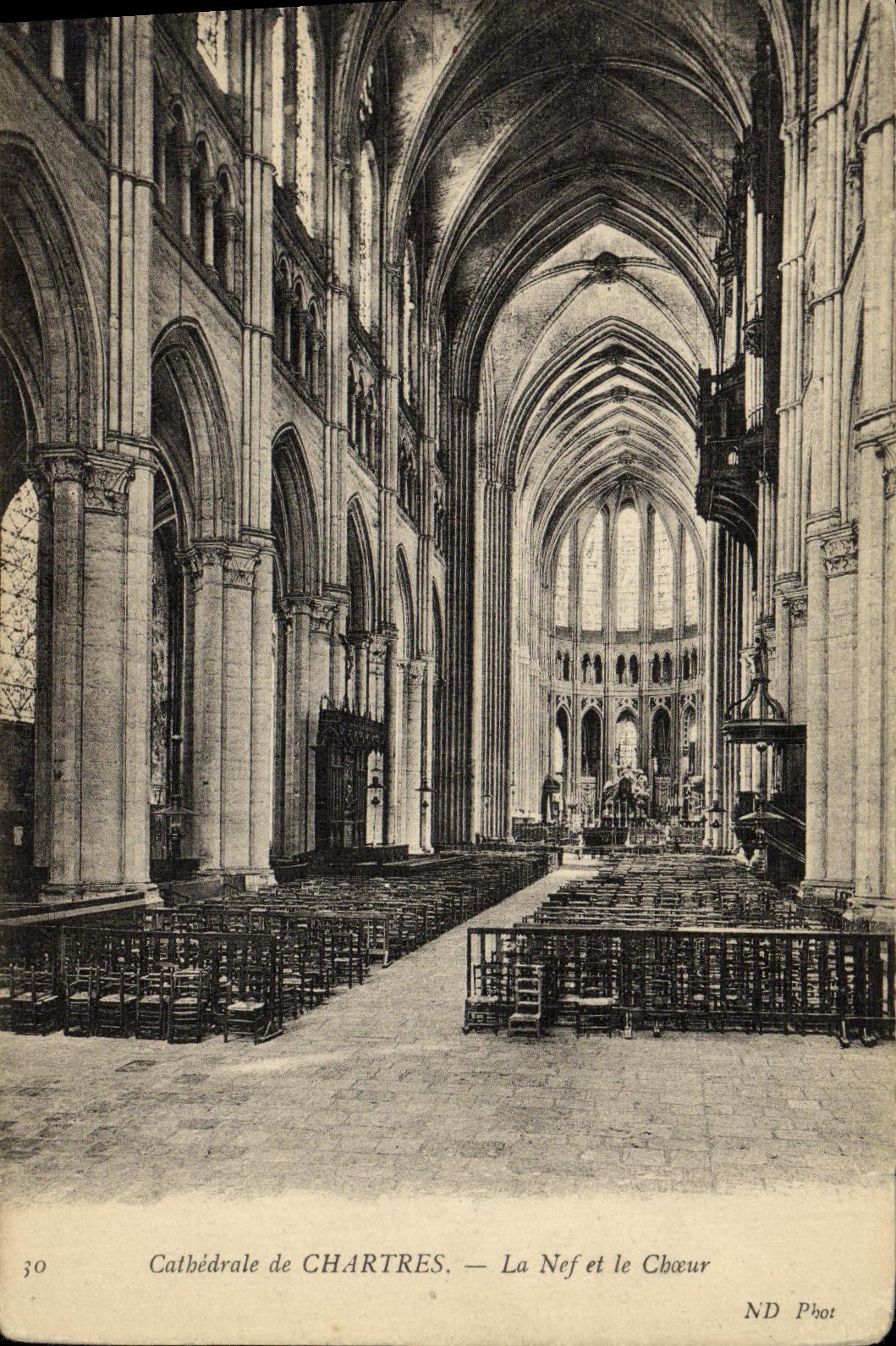 CPA Cathedrale de Chartres La Nef et le Choeur Orgue 