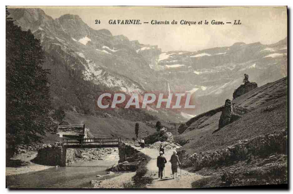 CPA Gavarnie Chemin du Cirque et le Gave