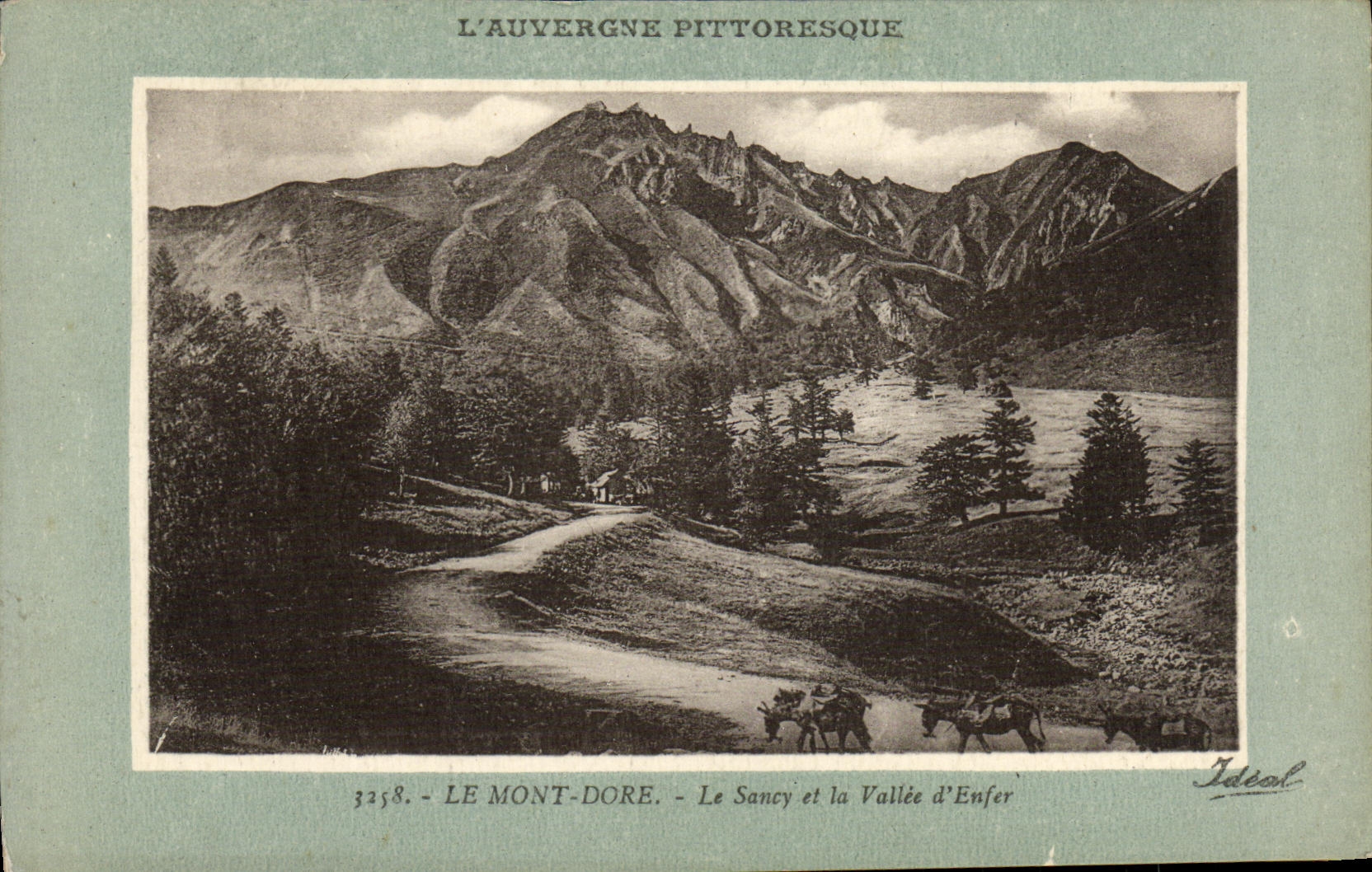 CPA Environs du Mont Dore Le Sancy et la Vallee d Enfer