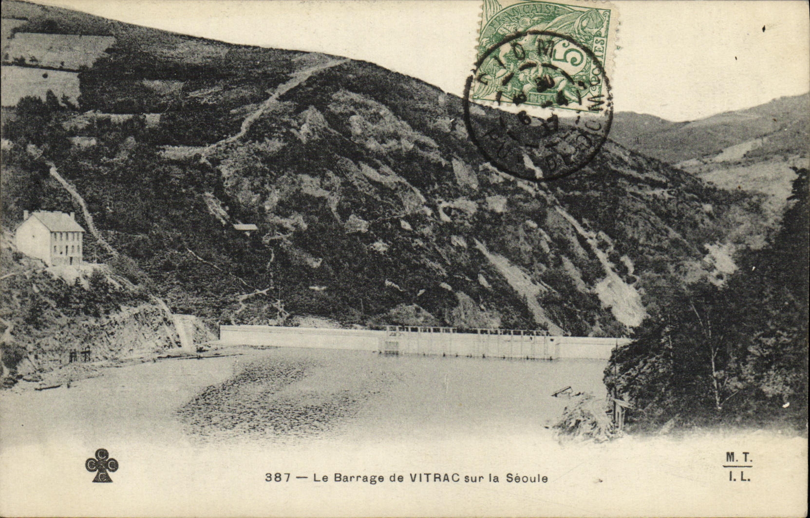 CPA L Auvergne Le Barrage de Vitrac sur la Seoule
