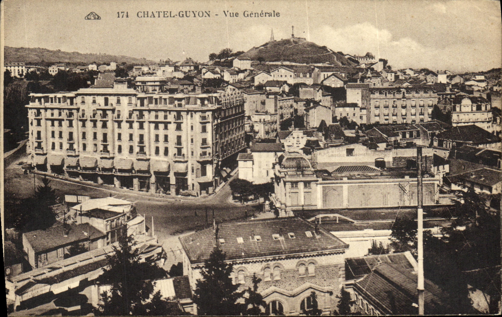 Châtel-Guyon — Vue Générale — Éditeur : CPAPHIL