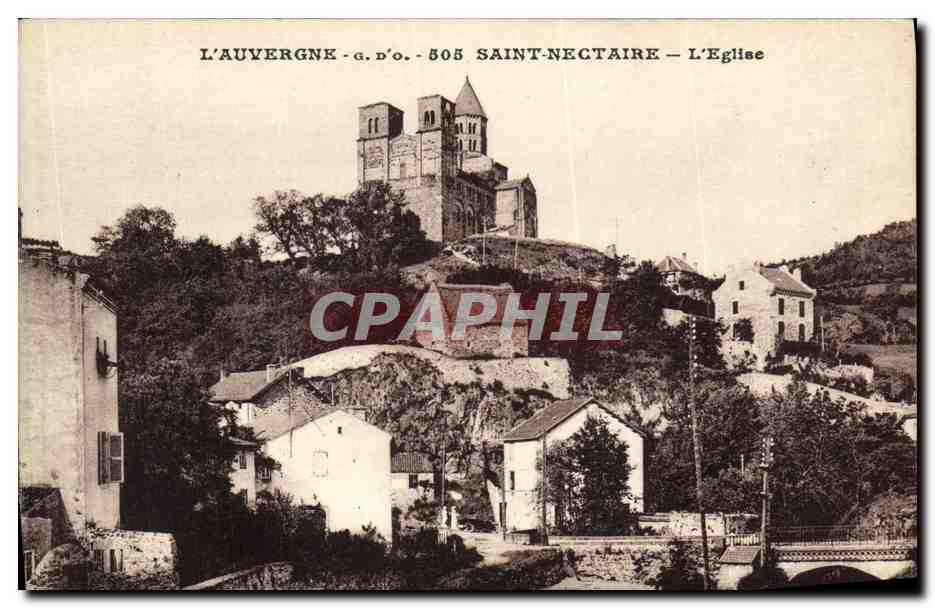 Saint-Nectaire — L'Église — L'Auvergne